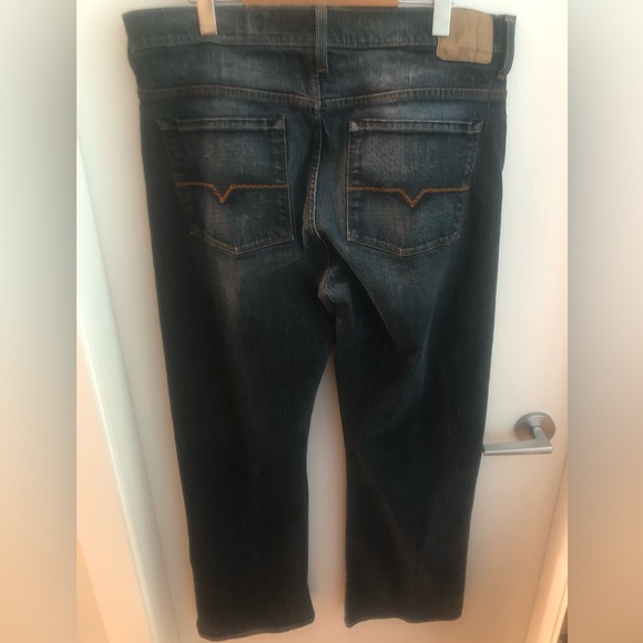 GUESS 38W X 30L - Picture 9 of 11